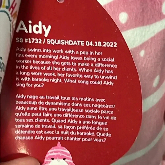 SQUISHMALLOW Aidy the shark‎ fantastic - Picture 7 of 10